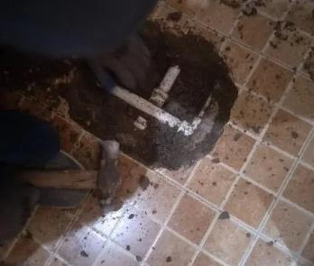红河卫生间漏水维修公司为您分享下卫生间渗水如何处理及注意事项