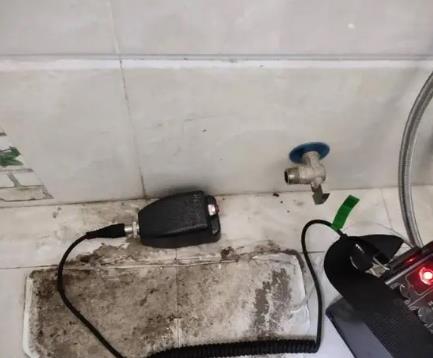 红河屋顶漏水维修公司分享下卫生间漏水的危害及解决方法